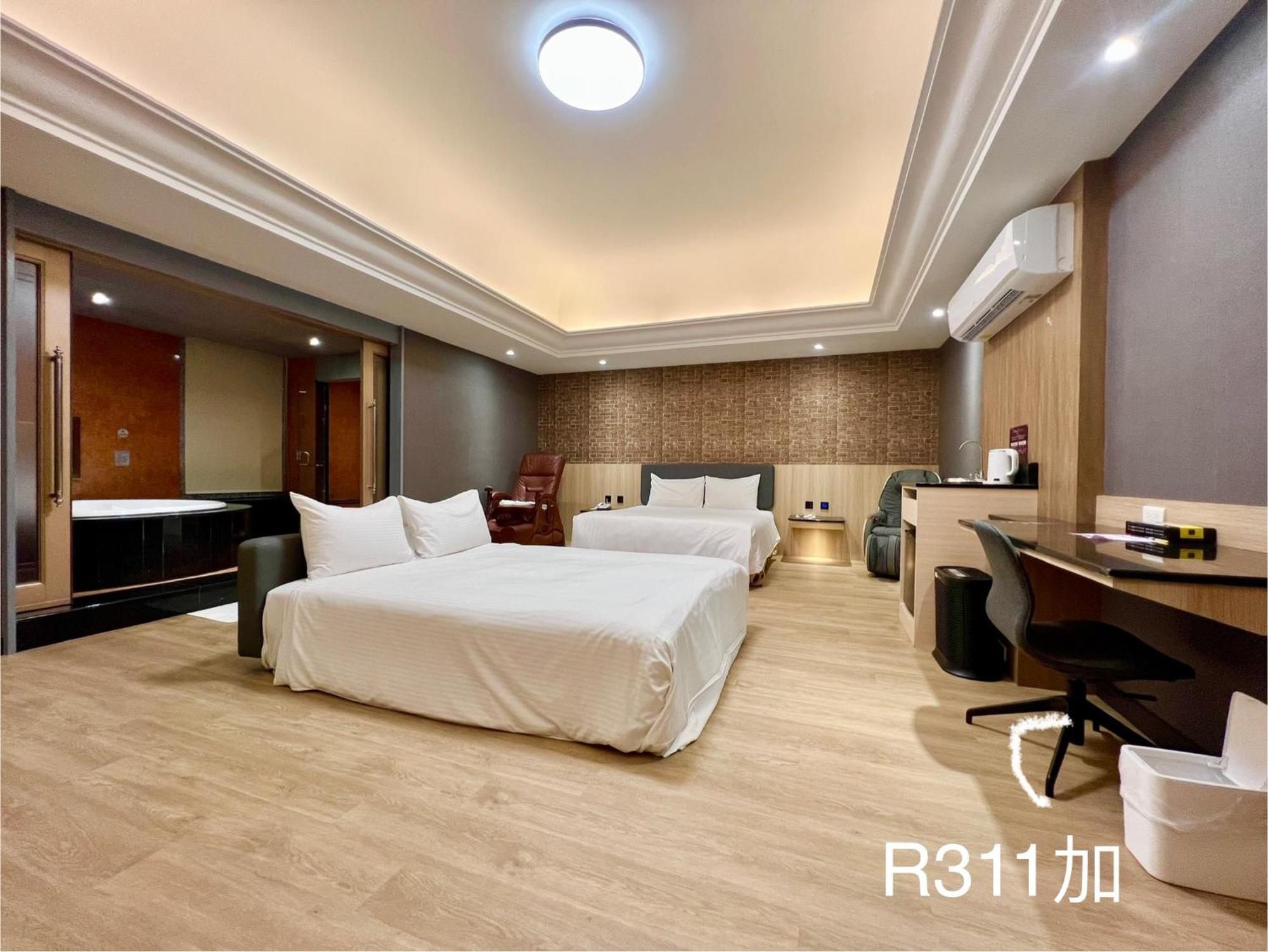 Holiday Motel Tainan Exterior foto